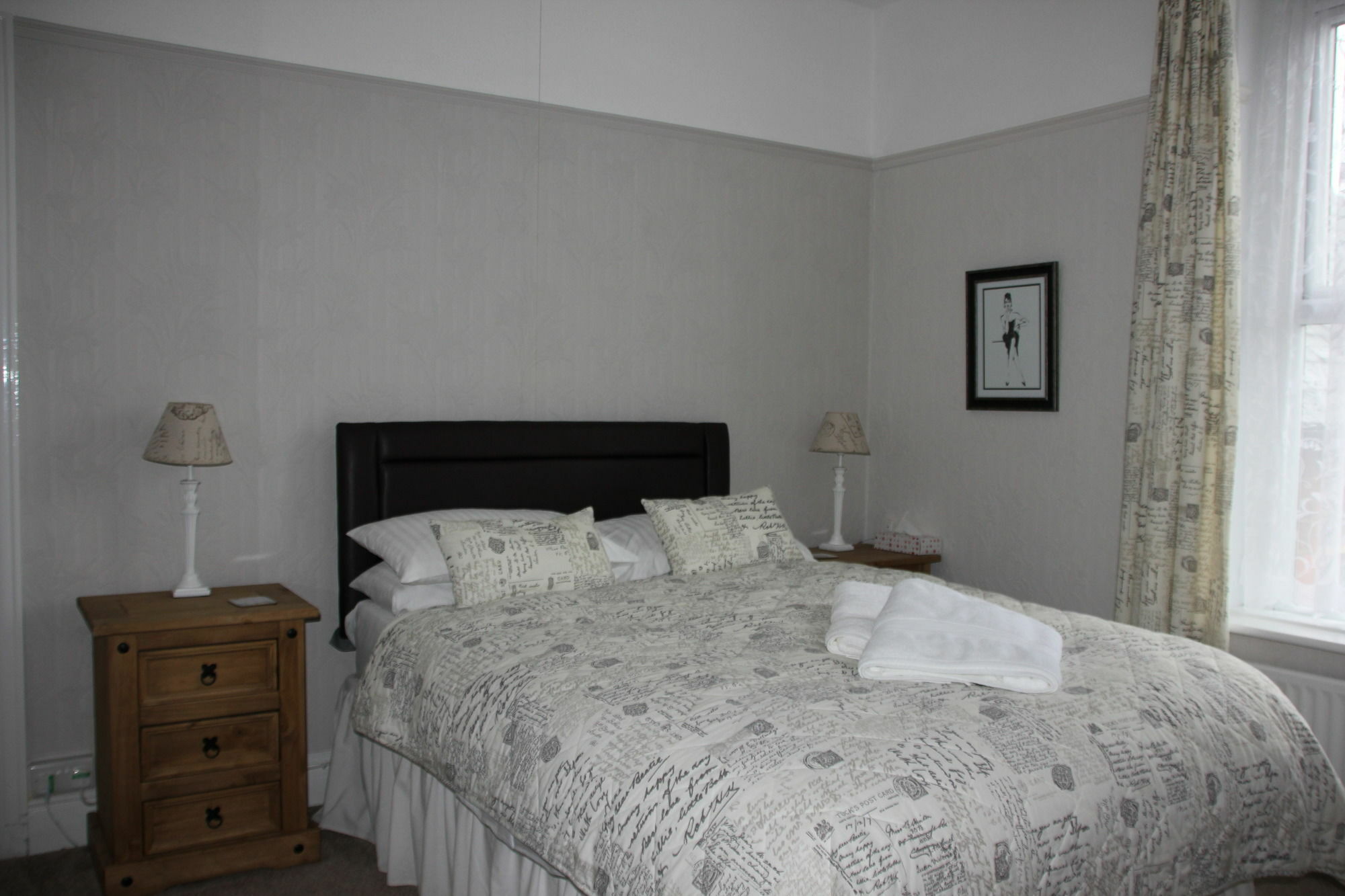 מיינהד Candlelight B&B מראה חיצוני תמונה